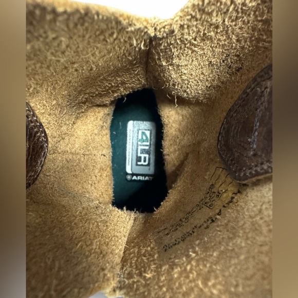 Ariat Boy’s Rustic Brown and Tan Cowboy Boots Size 10 - Picture 5 of 7